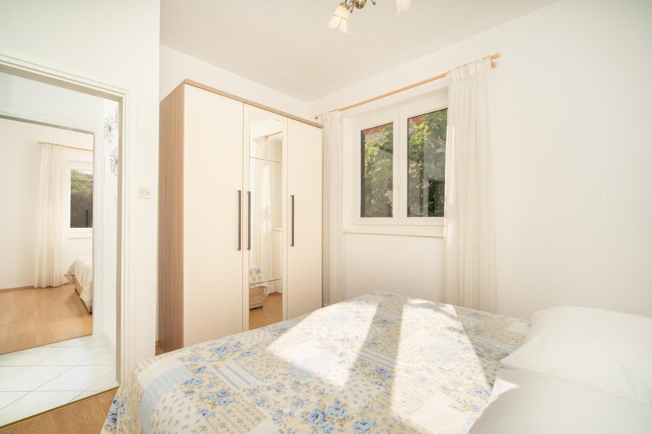 Apartmani Zlata Рабац Экстерьер фото